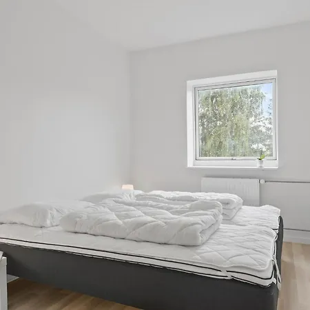 2 Bedroom Cozy In Randers Sv Appartement